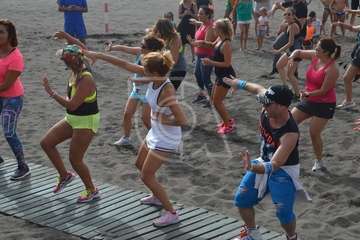 Clases magistrales de Zumba y Body Combat en Melenara (Foto TA)